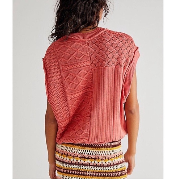 Free People Take The Plunge Sweater Vest Sleeveless Sz M Coral - Picture 3 of 11